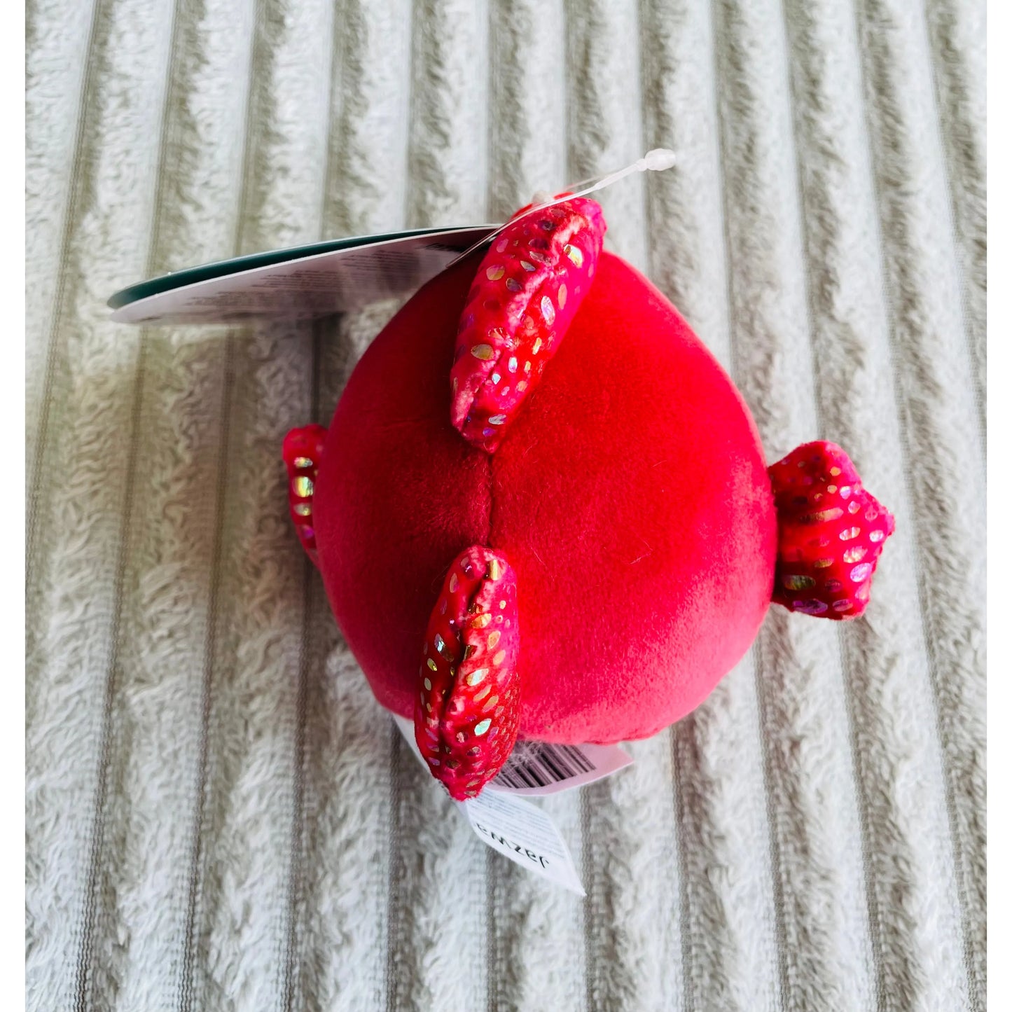 Squishmallows 3.5" Mini Clip-On Plush Barella the Raspberry Betta Fish