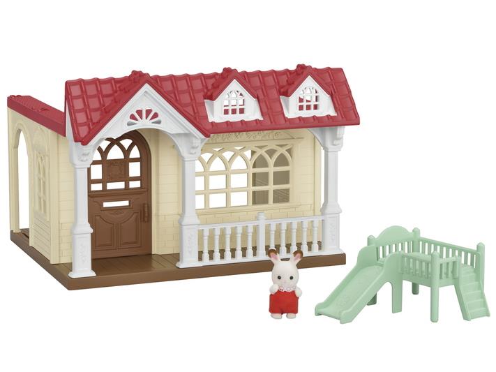 Sylvanian Families Sweet Raspberry Home Toy Plasyet  for Ages 3 and Up