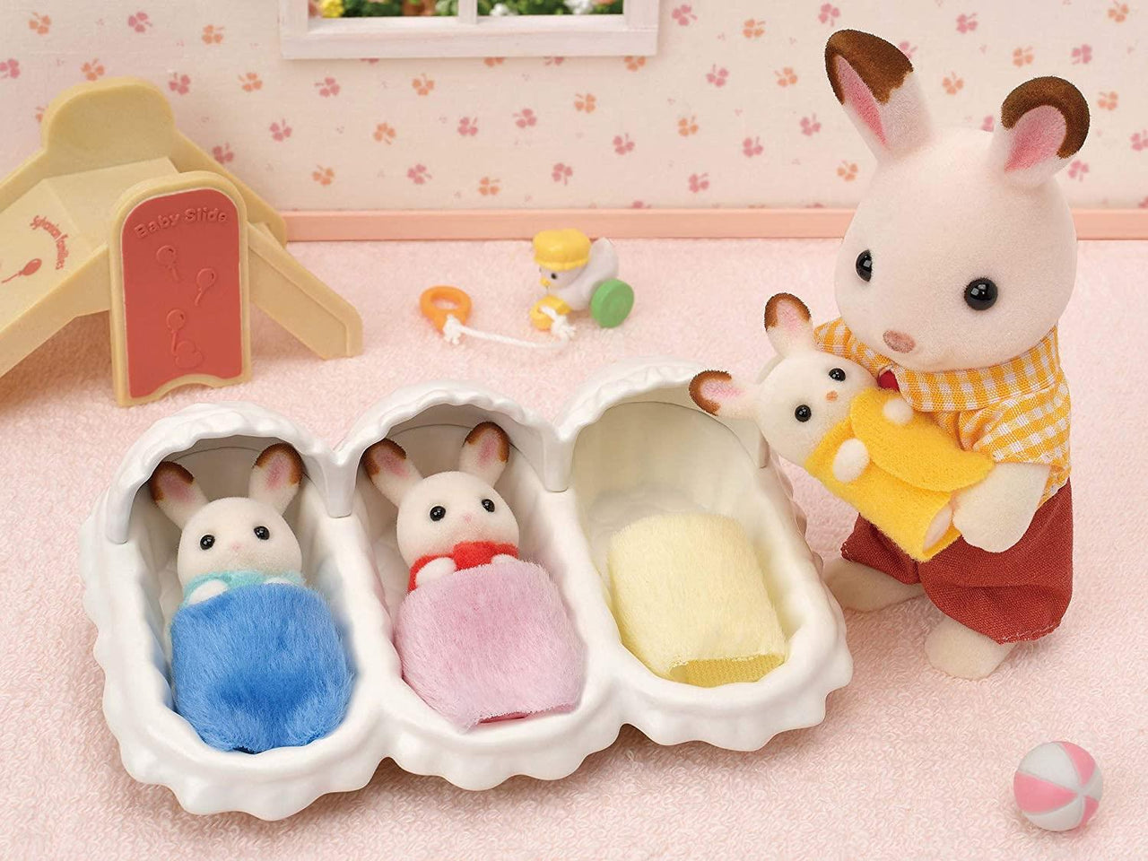 Sylvanian Families Chocolate Rabbit Triplets Care Set for Age 3 and Up