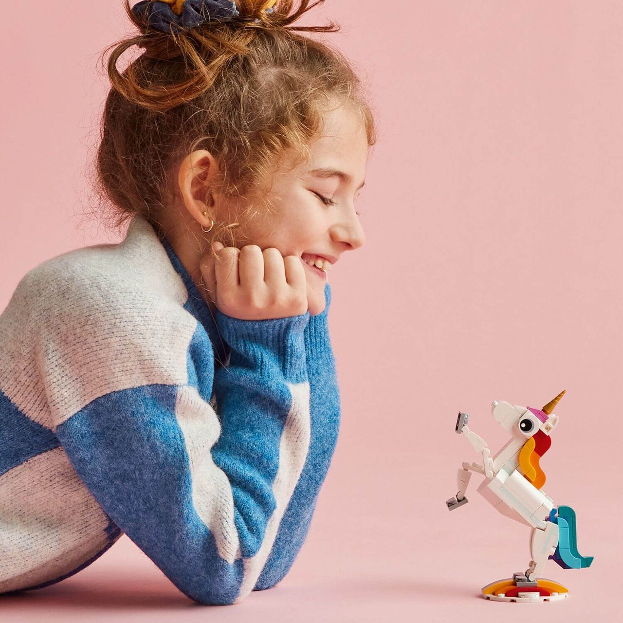 Lego Creator 3 in 1 31140 Magical Unicorn Playset for Ages 7 and Up