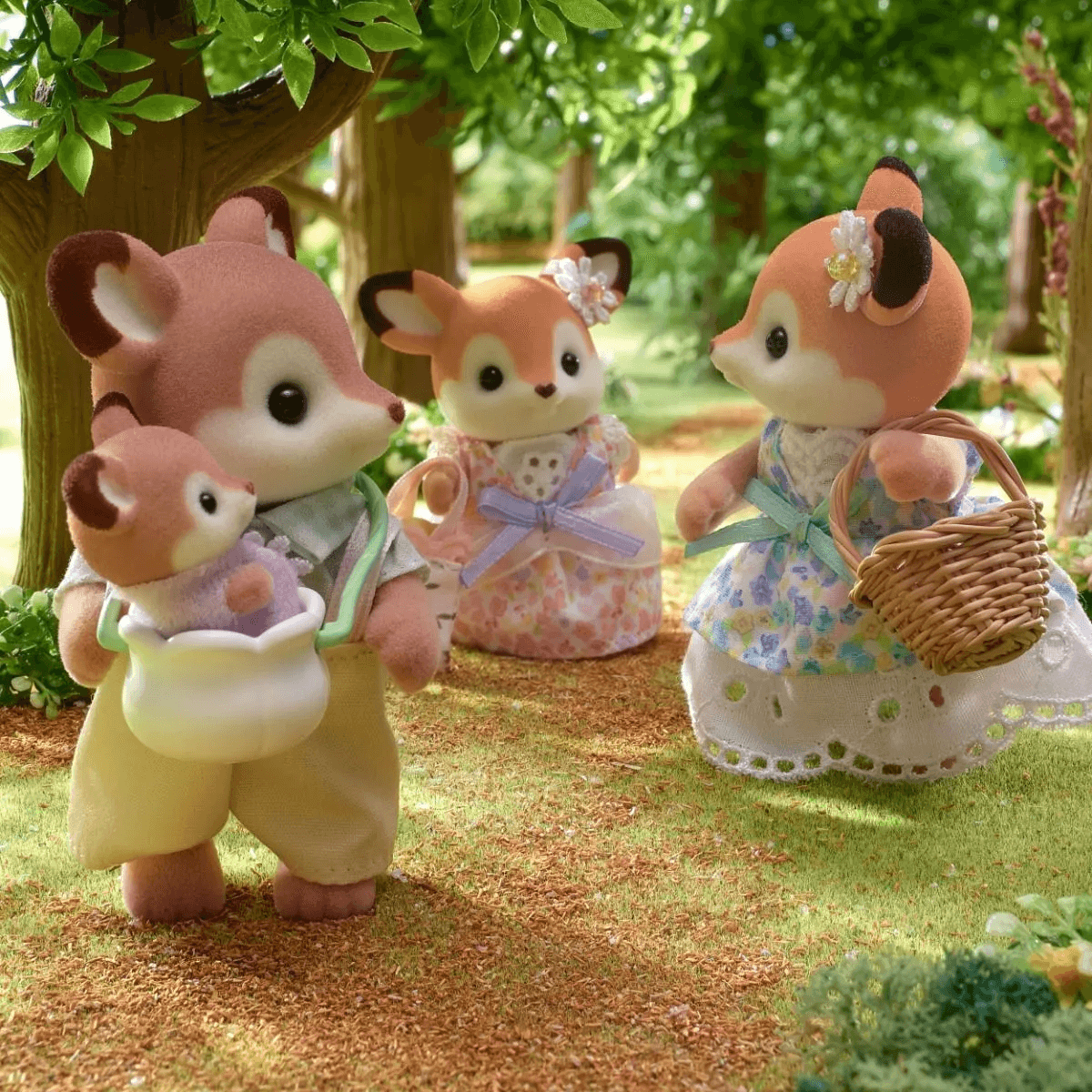 Sylvanian Families Deer Family Toy Playset for Ages 3 and Up