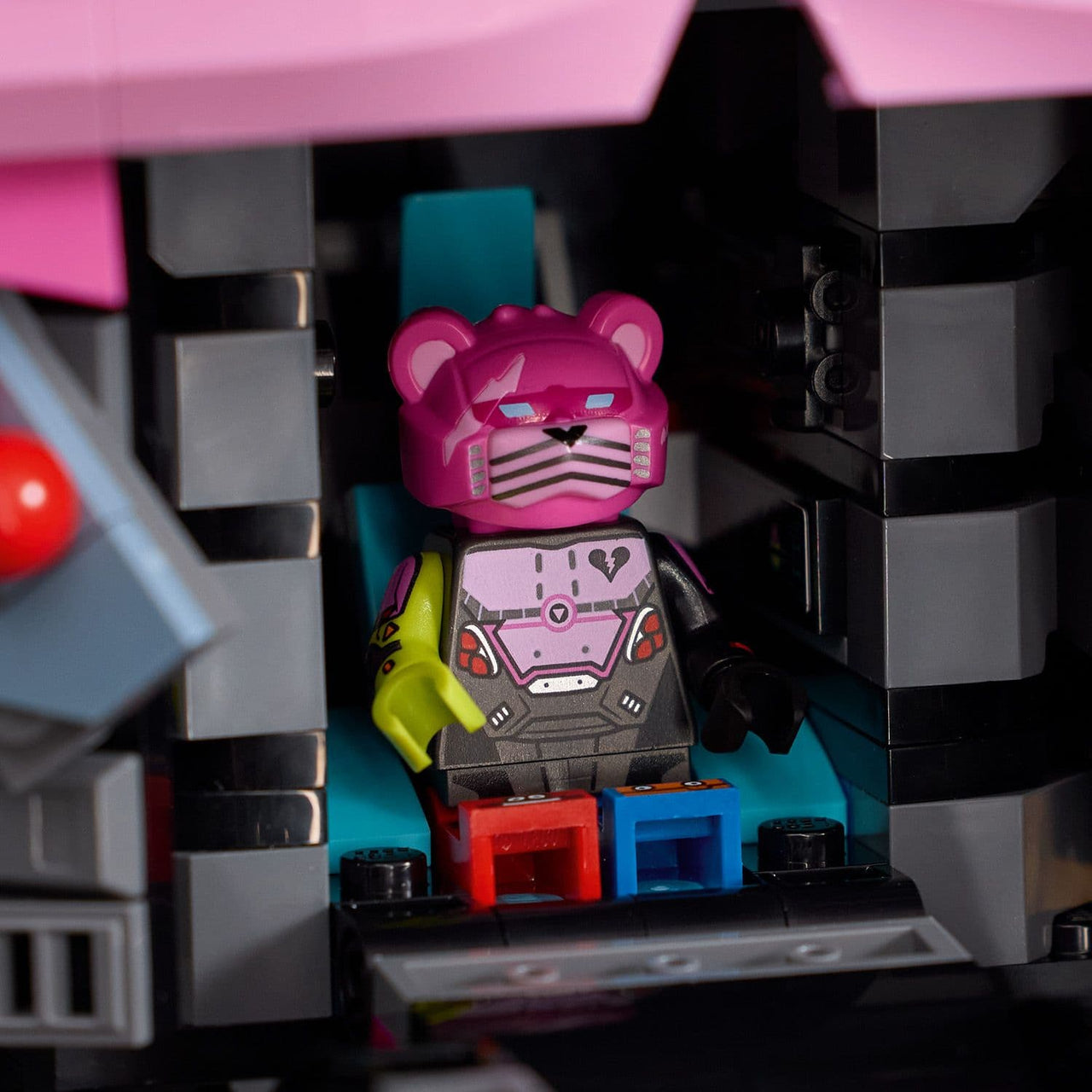 Lego Fortnite 77078 Mecha Team Leader Collectable for Adults Ages 18+