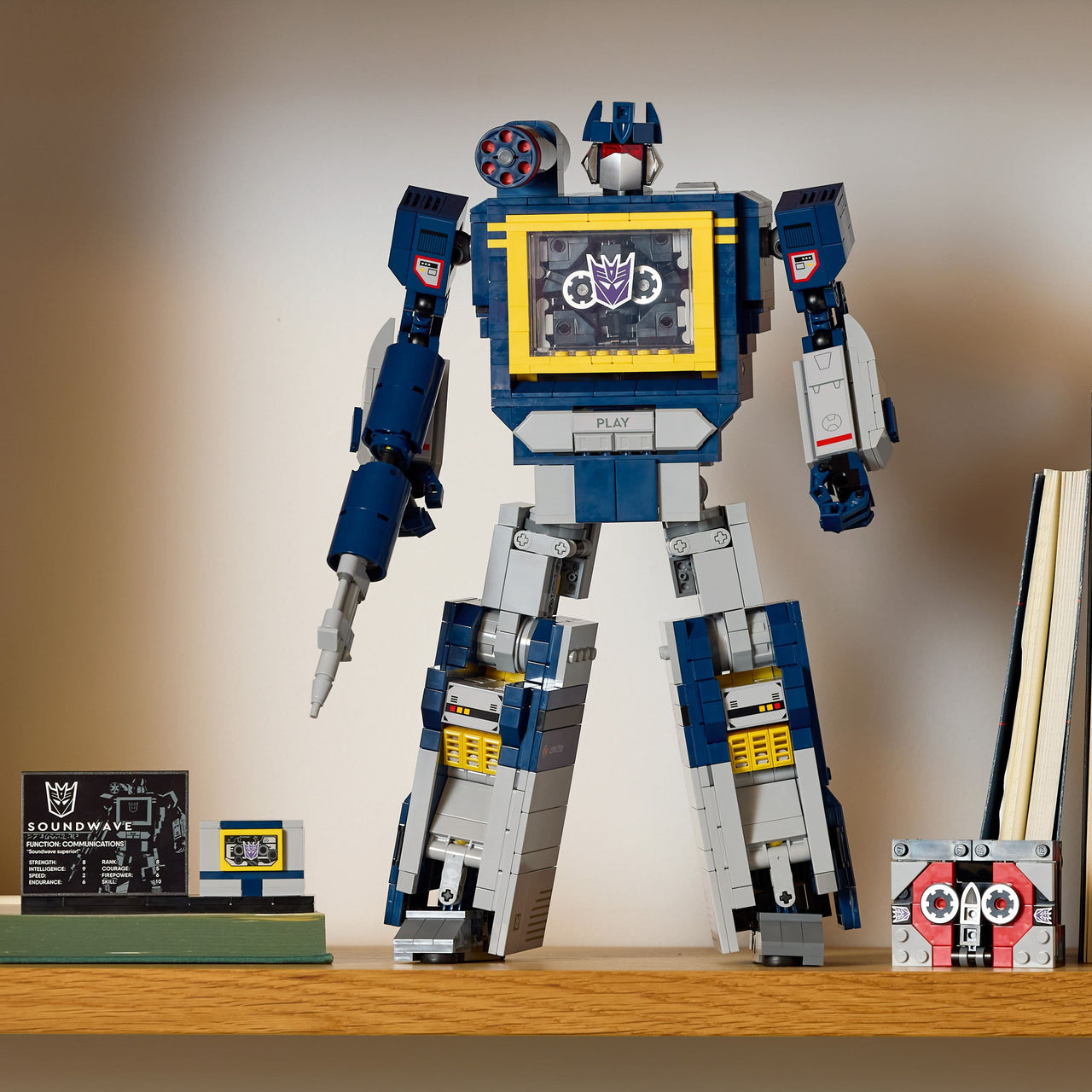 Lego Icons 10358 Transformers: Soundwave for Collectors Aged 18 and Up