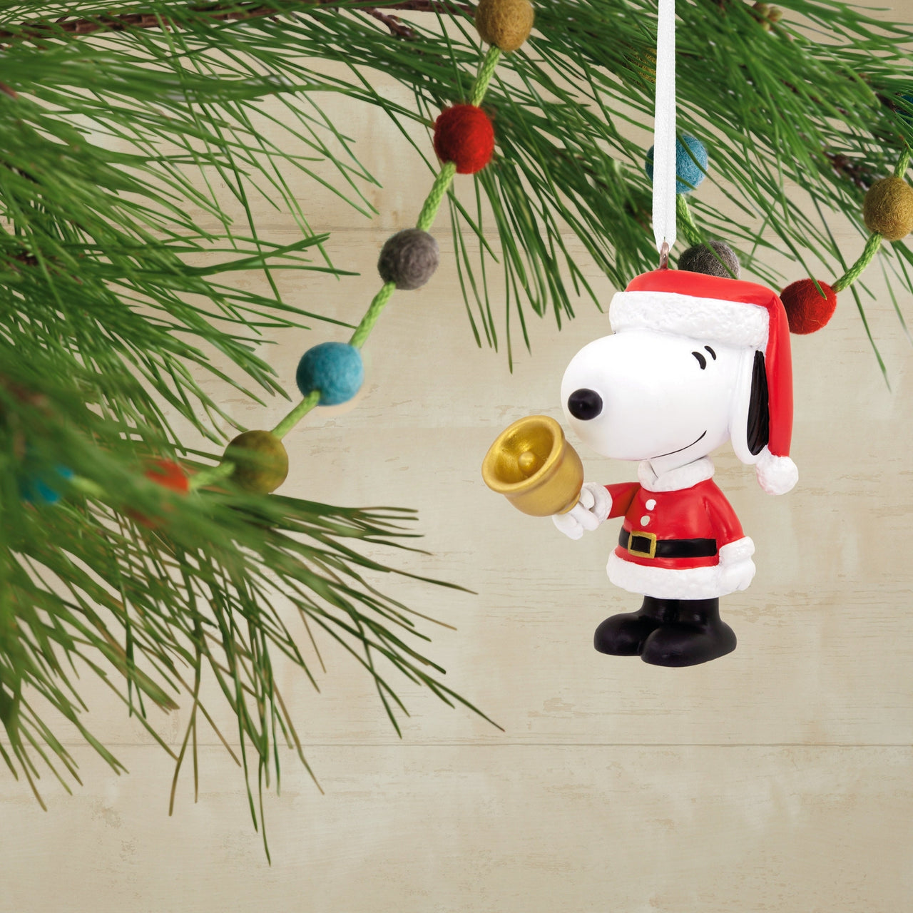 Collectable Peanuts Christmas Santa Snoopy Ornament