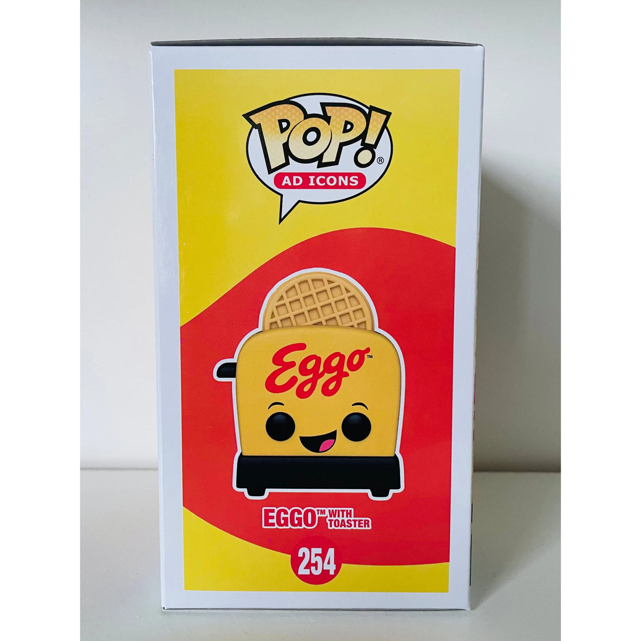 Funko Pop! Ad Icons Eggo Vinyl Figure 254 Eggo with Toaster