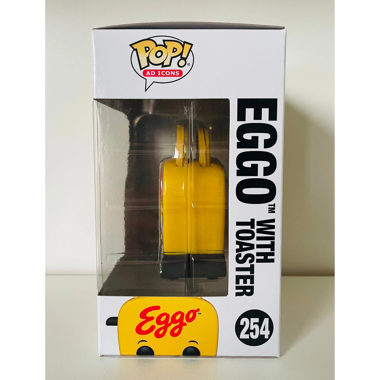 Funko Pop! Ad Icons Eggo Vinyl Figure 254 Eggo with Toaster