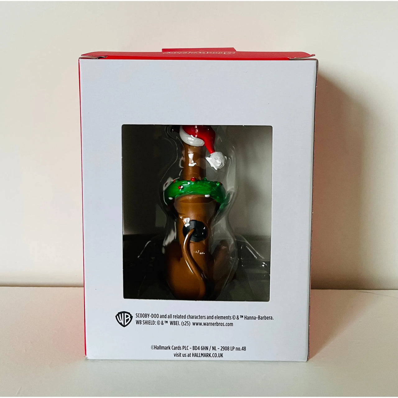 Scooby-Doo Hanging Ornament with Wreath & Santa Hat