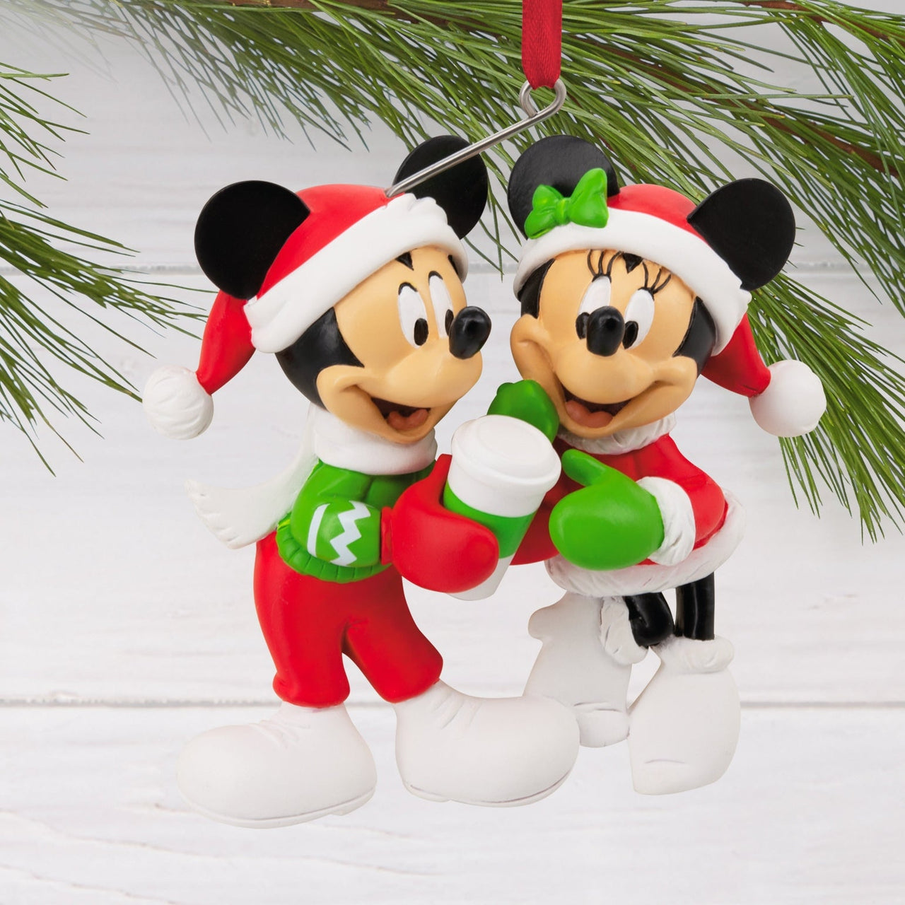 Collectable Disney Ornament Festive Mickey & Minnie Mouse - Planet Toys